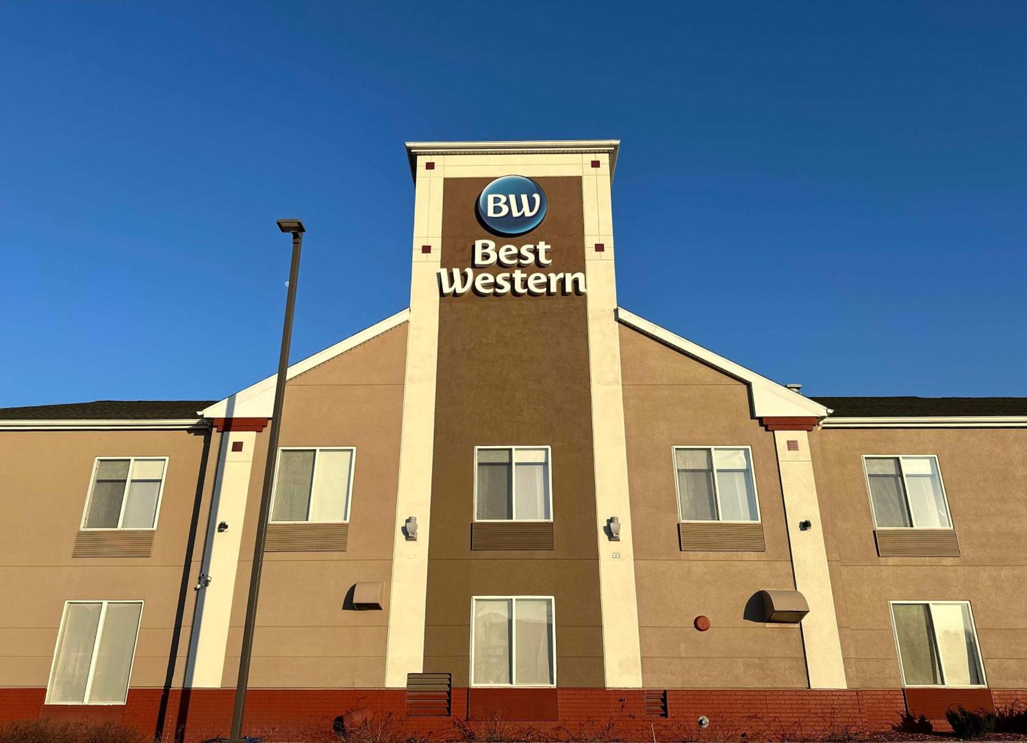 Best Western Watertown Exteriér fotografie